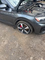 2024 Audi Q5 Premium Plus 45 TFSI S line quattro - Primary Damage Right Image